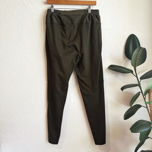 Lululemon Mens Switch Up Pants Medium Green Athleisure Athletic Outdoors Gym - Picture 4 of 9